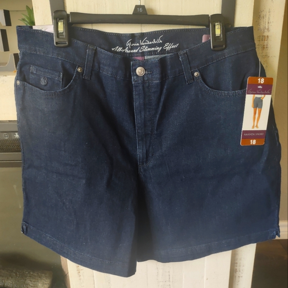 Gloria Vanderbilt Dark Blue Denim Shorts